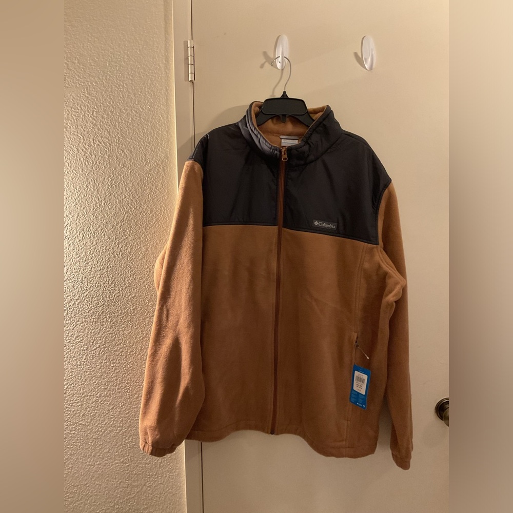 Columbia XXL zip up.